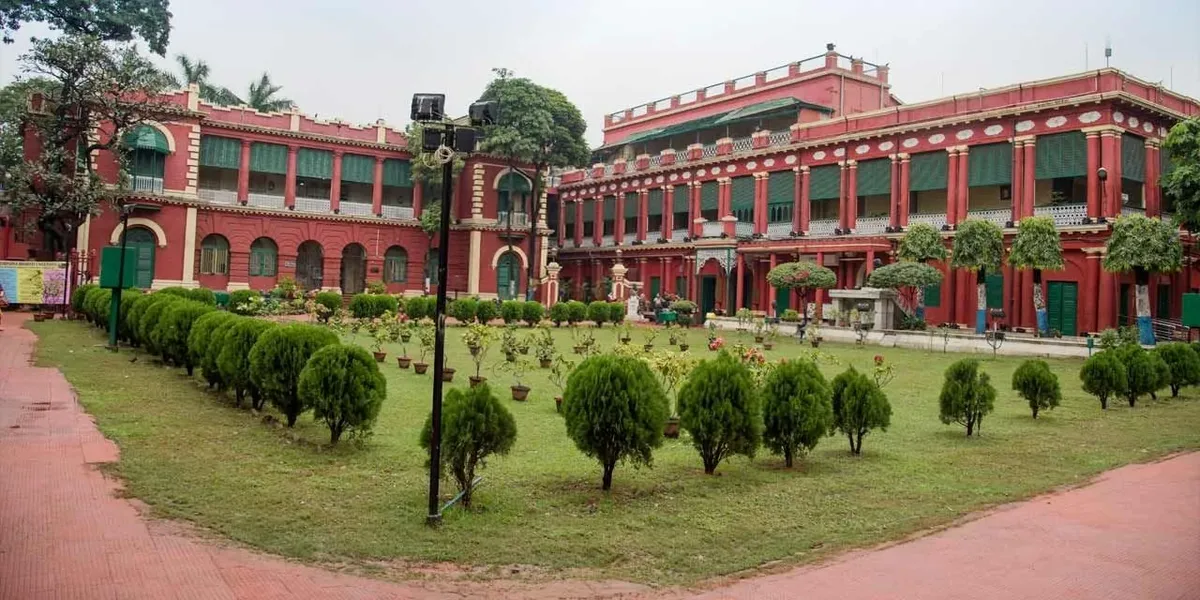 3. Jorasanko Thakur Bari – Tagore’s Childhood Home