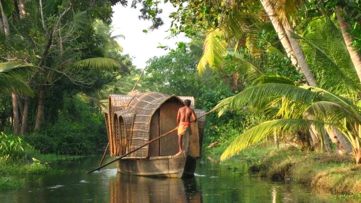 Kerala: Athirapally and the Backwaters