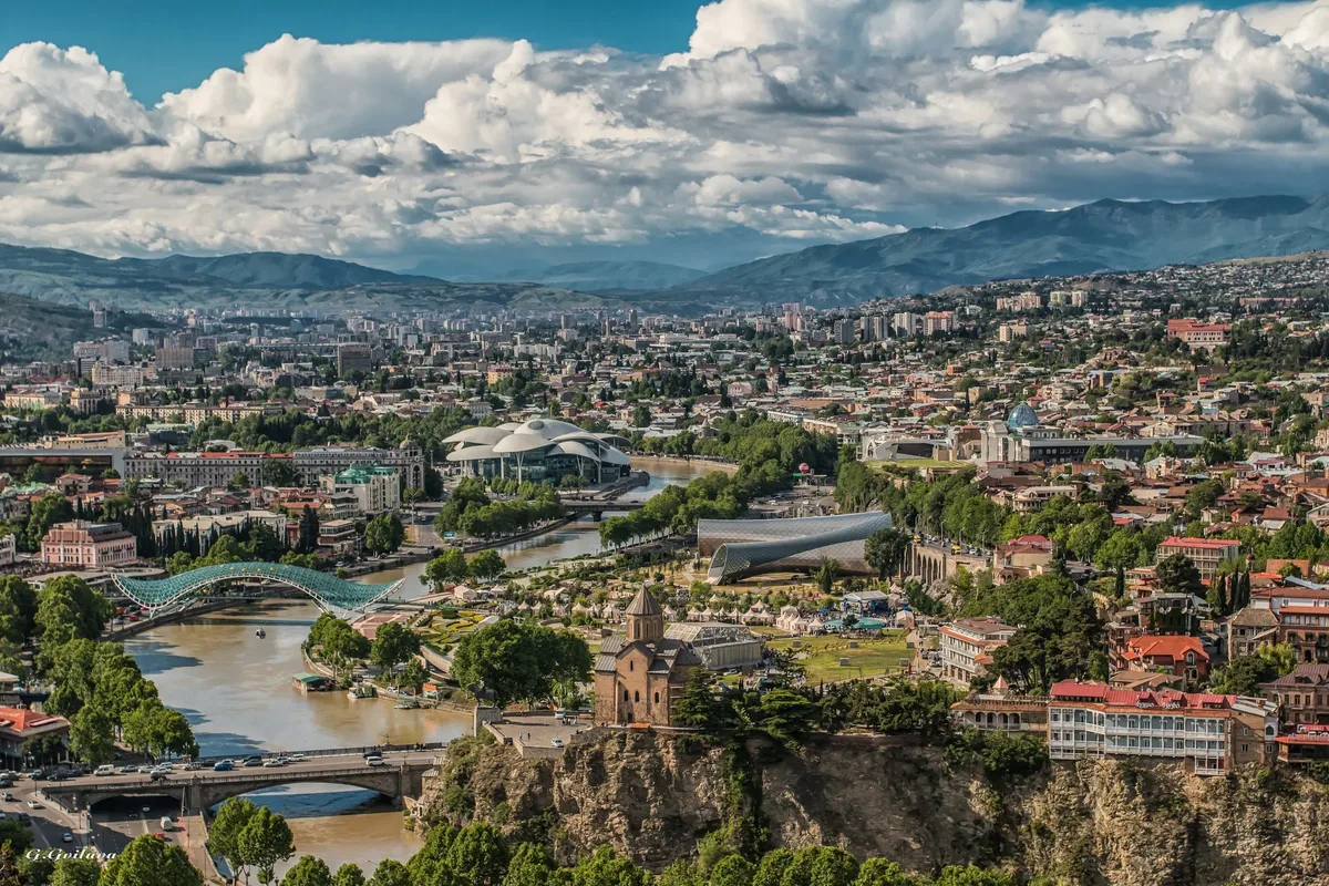 Georgia (the Country) for First-Timers: Flights, Days and Must-See Spots