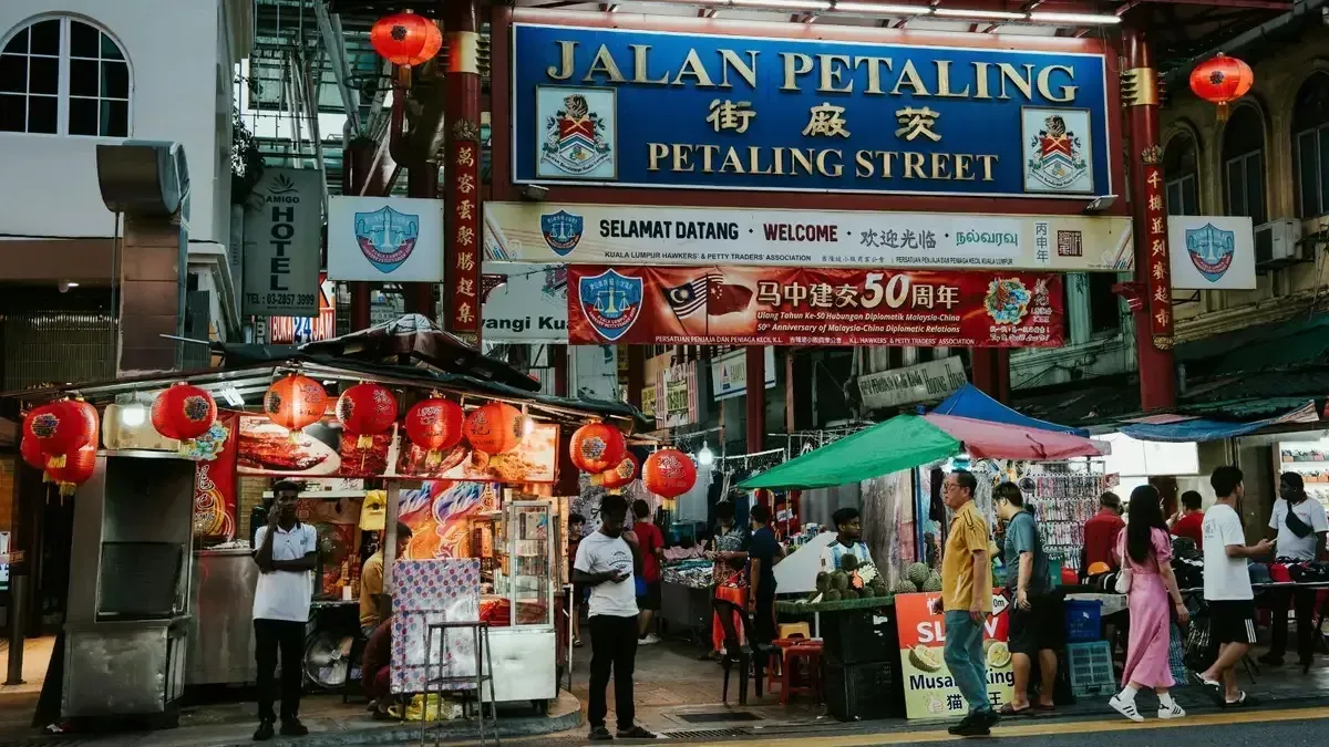 Artisan & Craft Shopping