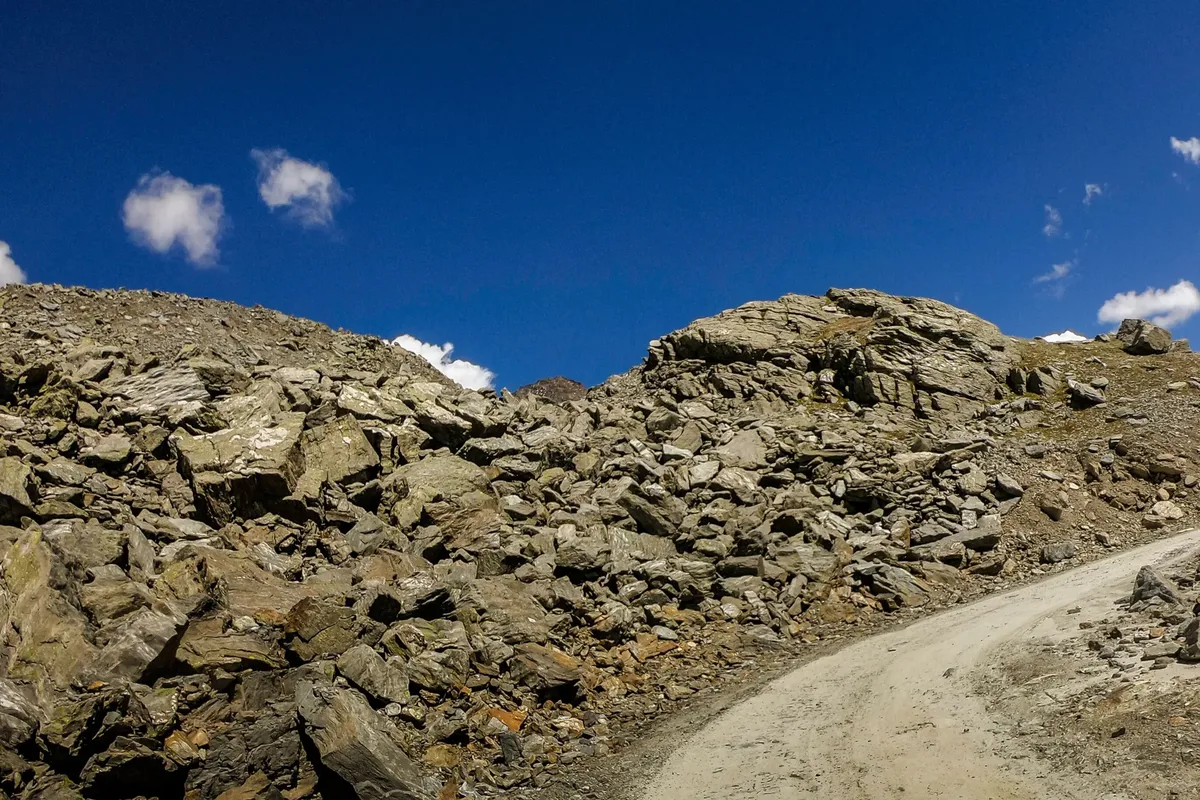 1. The Intersection Of Sach Pass and Pangi Valley