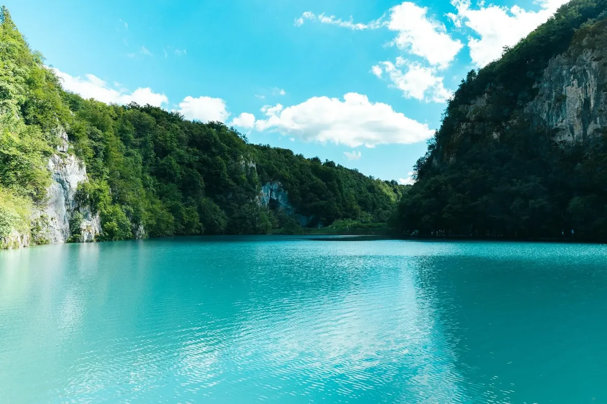 Plitvice Lakes, Croatia: Why the Water Is So Blue and How to Visit