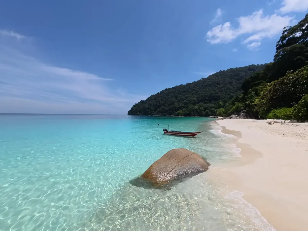 Turquoise water off the Perhentian Islands